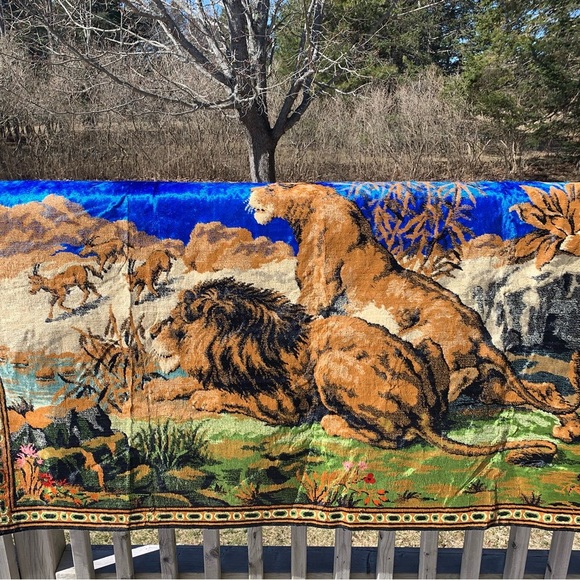 VINTAGE Velvet Rug Stag Lions and Gazelles Scenic Wall Tapestry - Picture 8 of 13